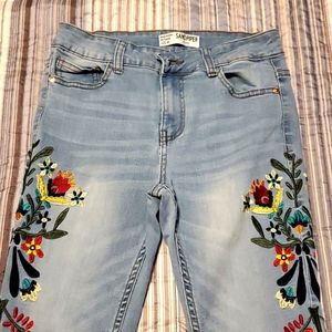 Super cute denim jeans